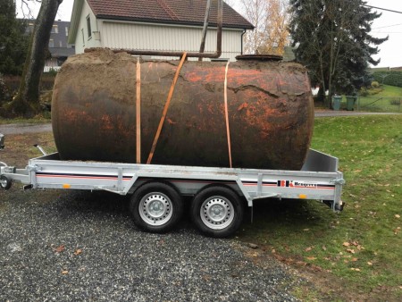 Service på to-akslet henger