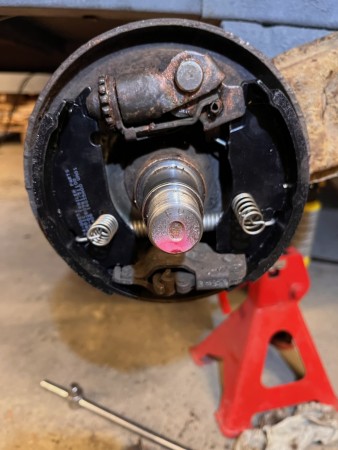 Reperasjon av henger